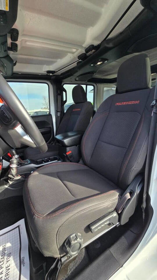 Used 2018 Jeep Wrangler Unlimited Rubicon w/ Steel Bumper Group image 8