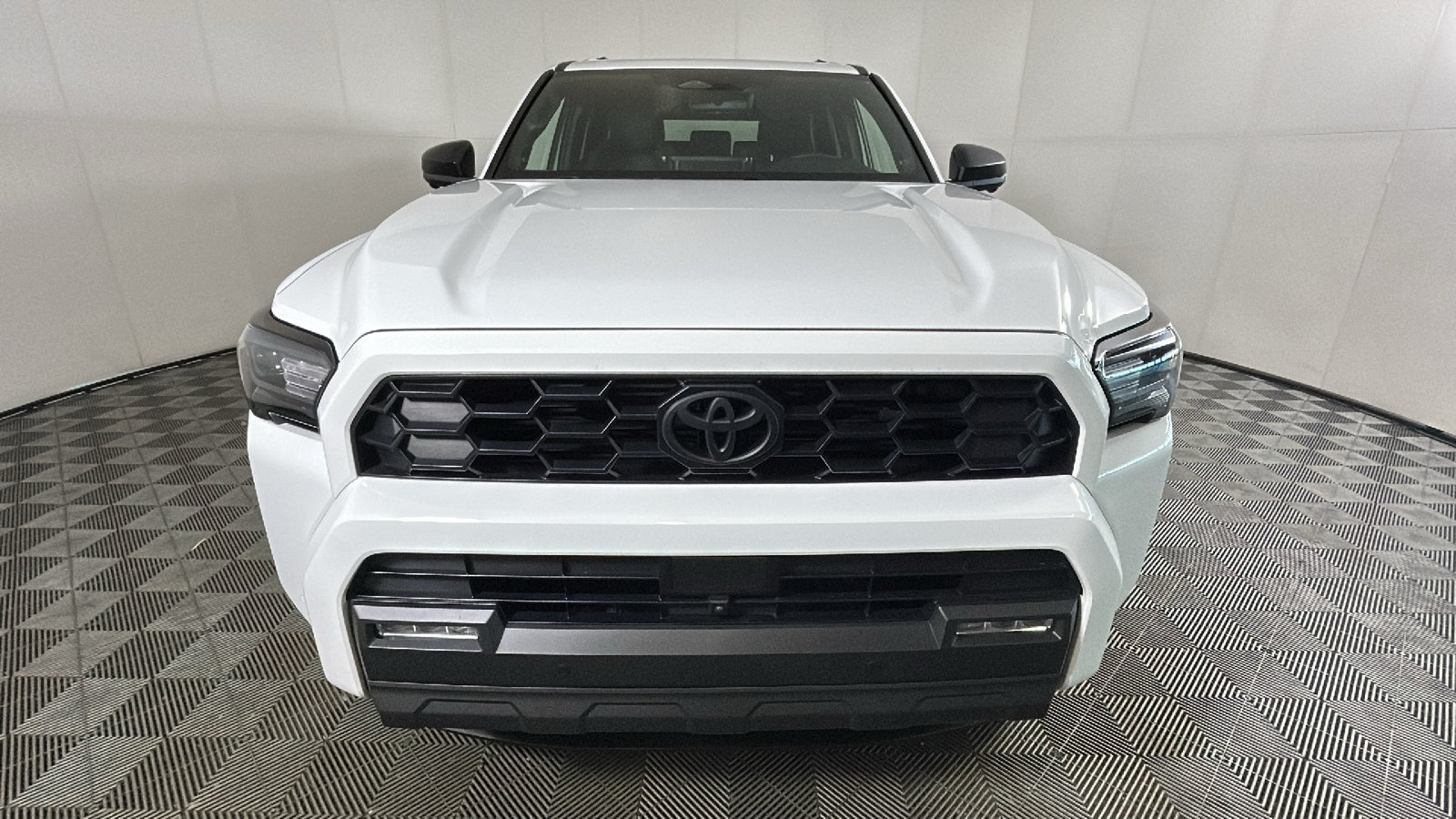 Used 2025 Toyota 4Runner TRD Off-Road Premium w/ Tow Technology Package AWD/4WD image 9