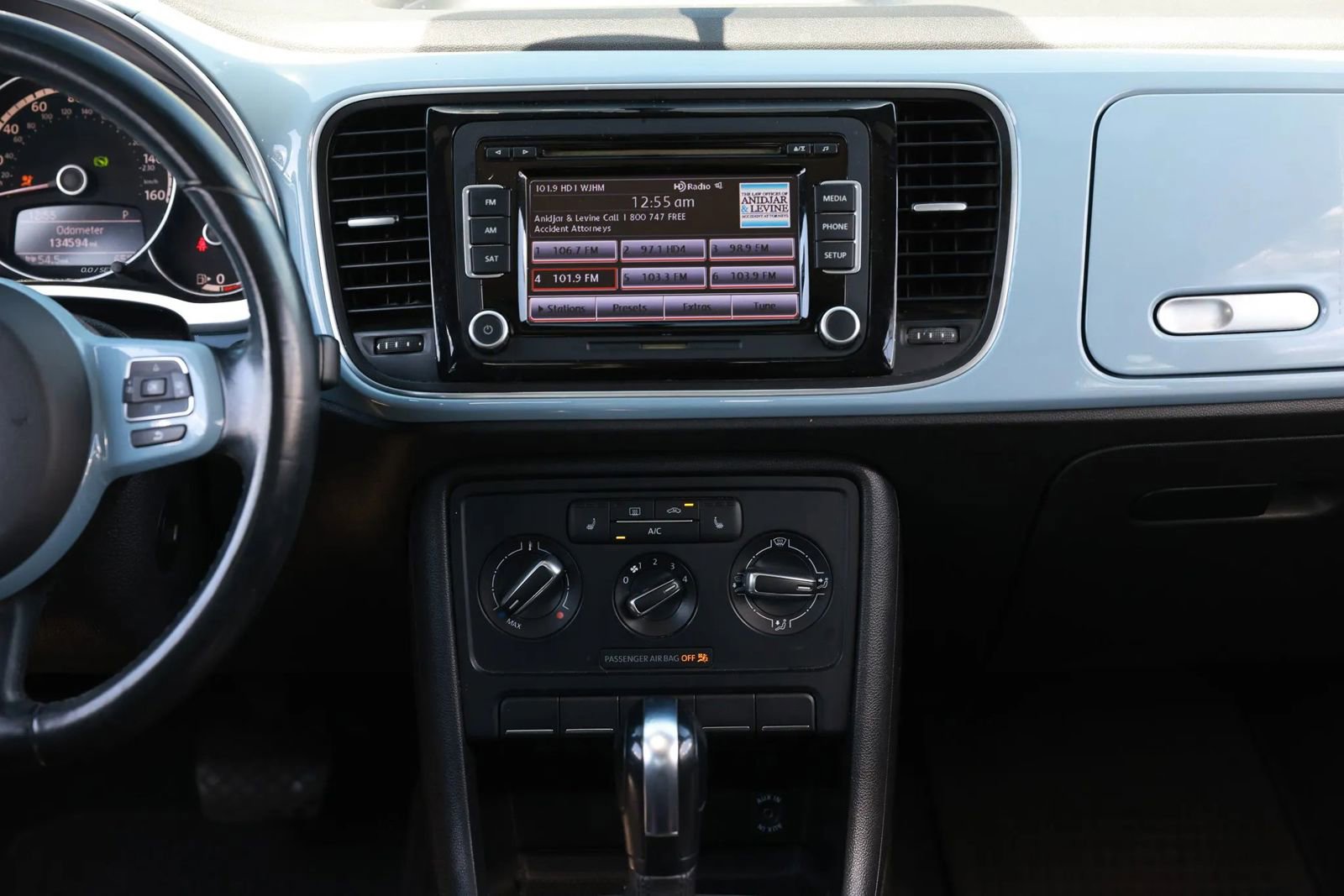 Used 2013 Volkswagen Beetle 2.5 image 34