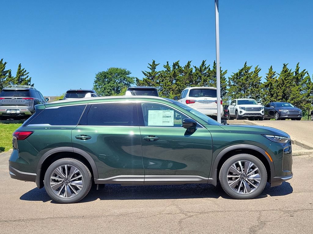 New 2027 INFINITI QX60 Luxe w/ Family Package AWD/4WD image 6