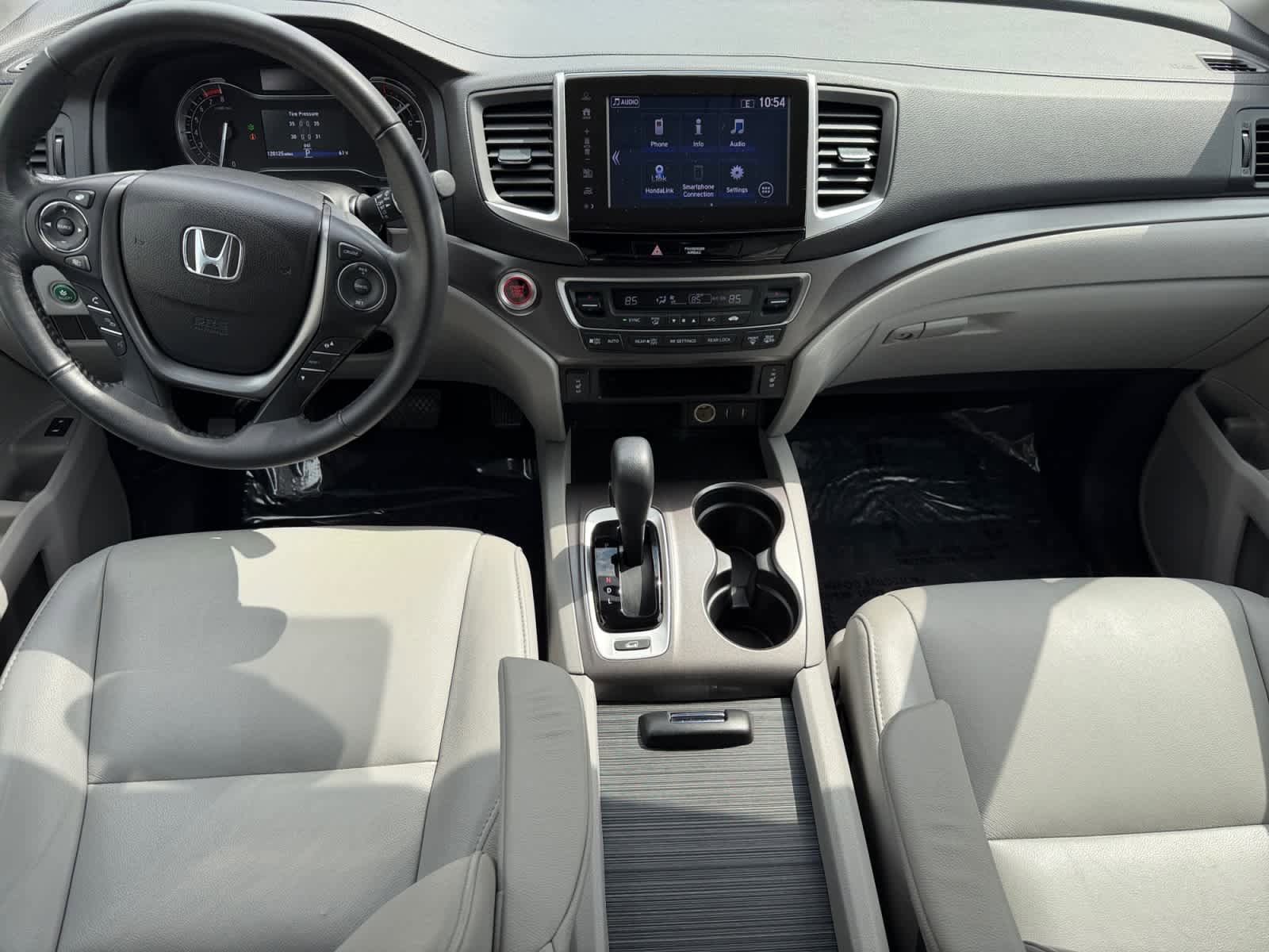 Used 2017 Honda Pilot EX-L image 6