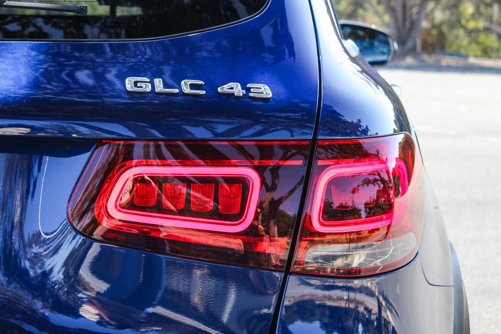 Certified 2020 Mercedes-Benz GLC 43 AMG 4MATIC image 10