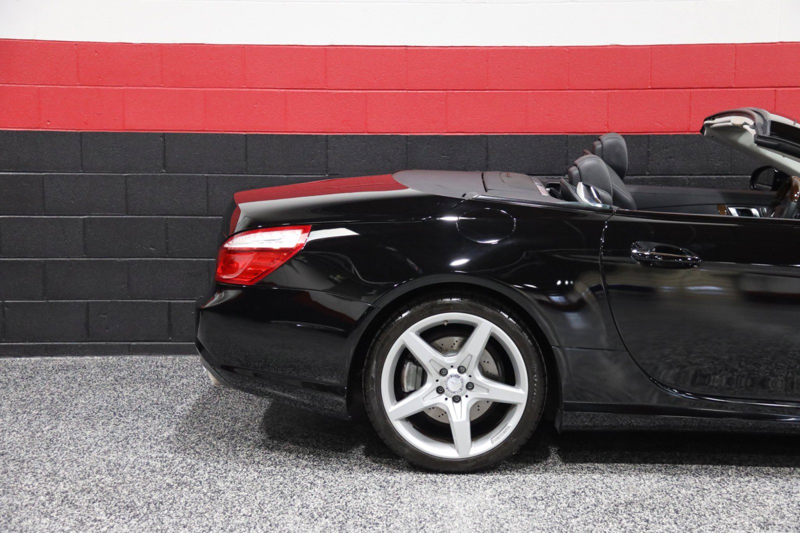 Used 2013 Mercedes-Benz SL 550 image 6