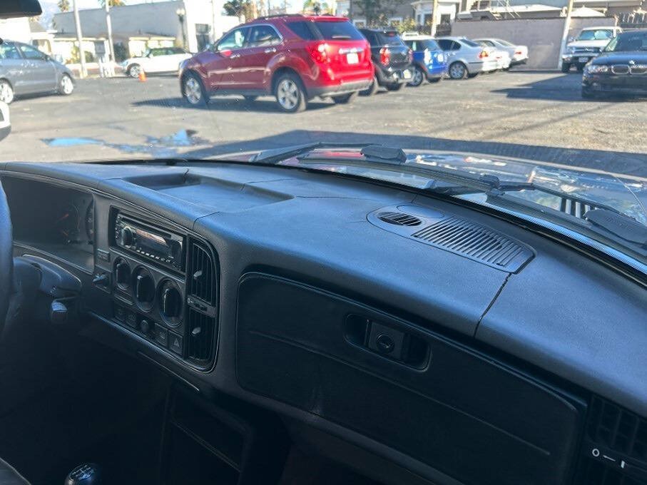 Used 1993 Saab 900 S FWD image 28
