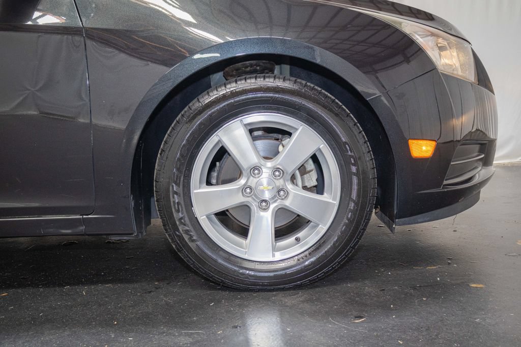 Used 2014 Chevrolet Cruze LT w/ All-Star Edition FWD image 8