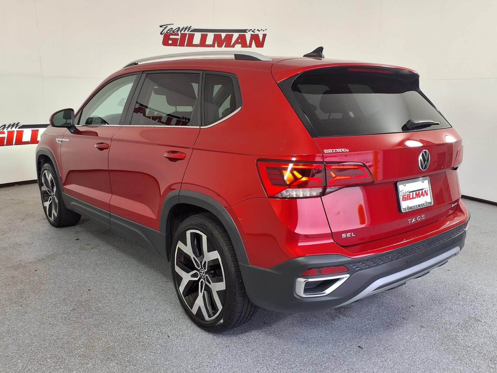 Used 2022 Volkswagen Taos SEL AWD/4WD image 4