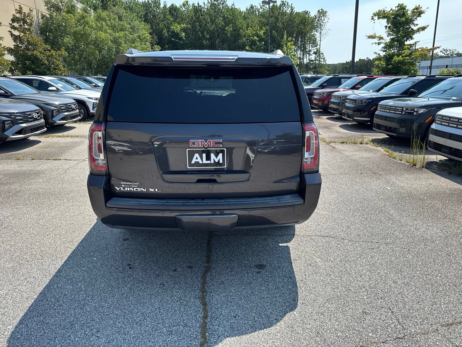 Used 2018 GMC Yukon XL SLT w/ Open Road Package RWD image 12