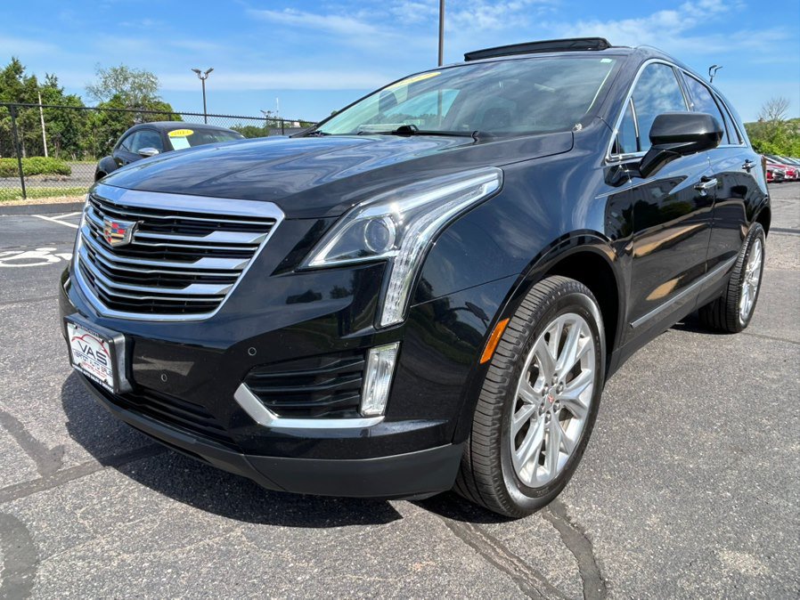 Used 2017 Cadillac XT5 Luxury w/ Driver Awareness Package AWD/4WD image 1