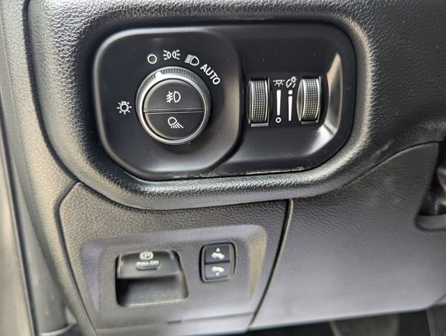 Used 2022 RAM 1500 Laramie image 12
