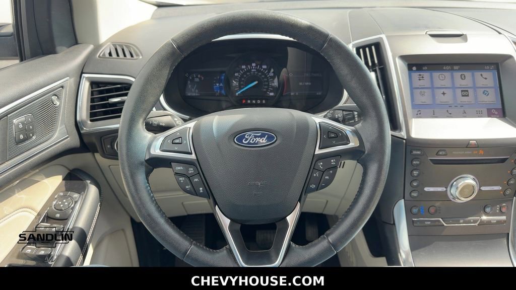Used 2019 Ford Edge Titanium w/ Equipment Group 301A FWD image 14