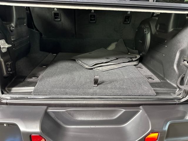 Used 2023 Jeep Wrangler Unlimited Sahara w/ Cold Weather Group image 26