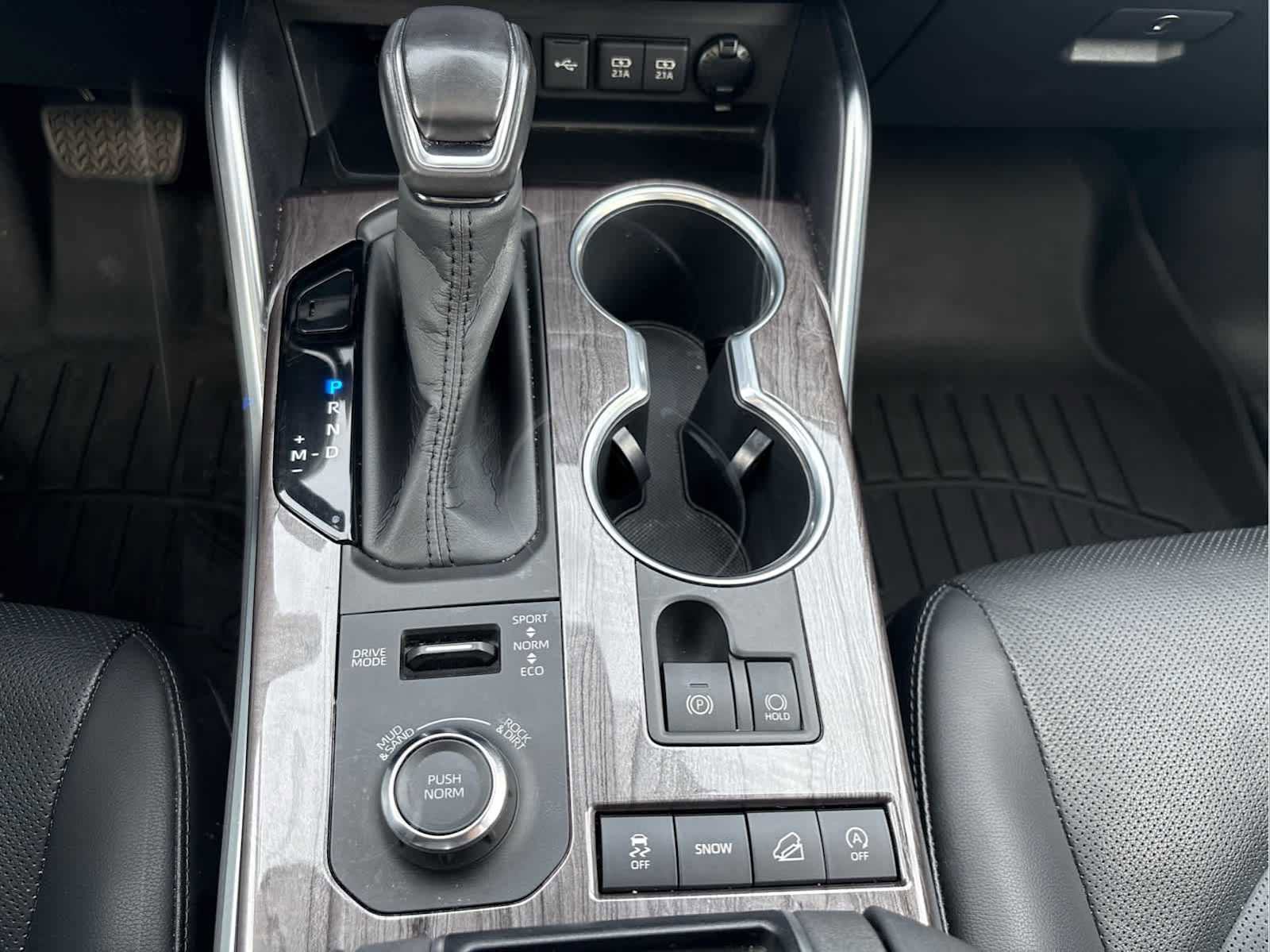 Used 2020 Toyota Highlander Limited image 58