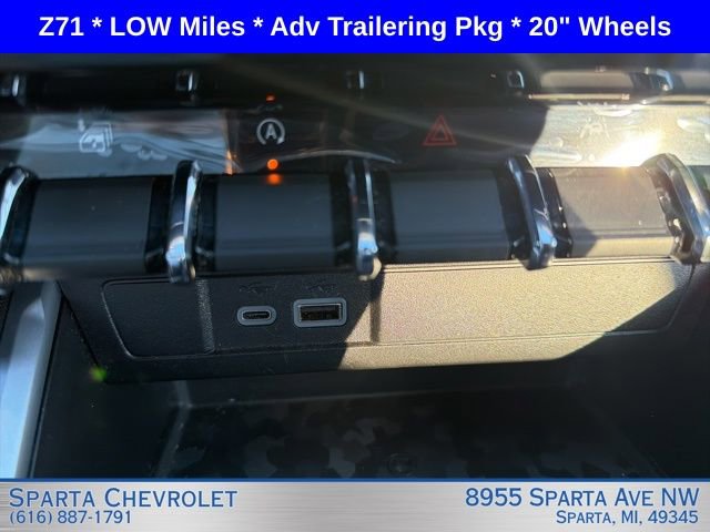 Used 2023 Chevrolet Colorado Z71 w/ Z71 Convenience Package 2 image 27