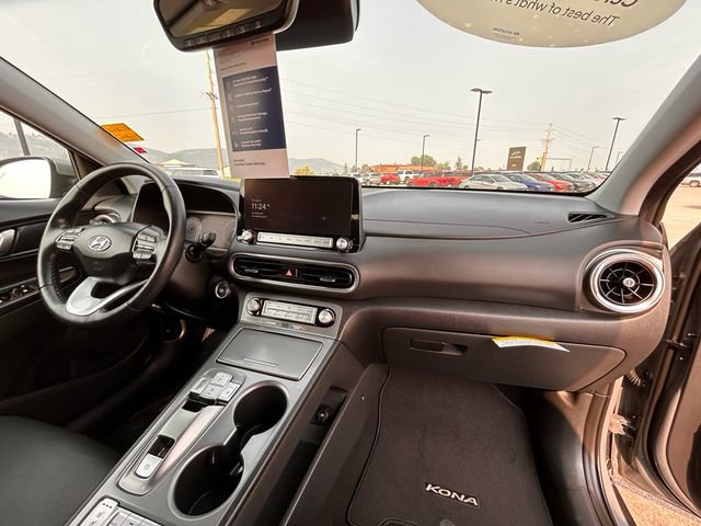 Used 2023 Hyundai Kona Limited image 25