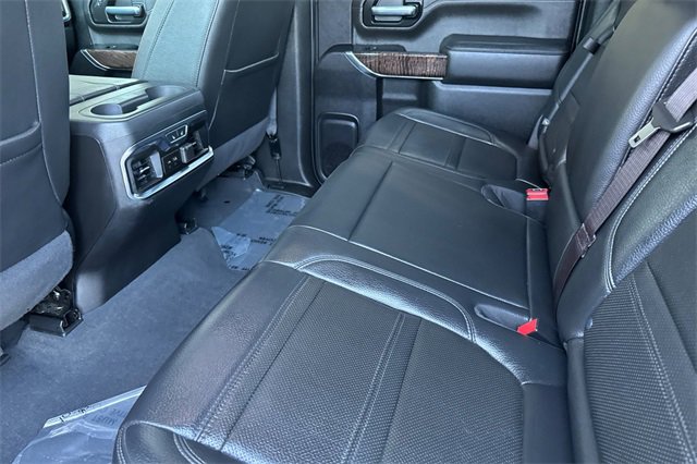 Used 2023 GMC Sierra 3500 Denali w/ Denali Black Diamond Edition image 14