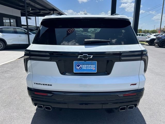 Used 2024 Chevrolet Traverse RS w/ LPO, Floor Liner Package FWD image 6
