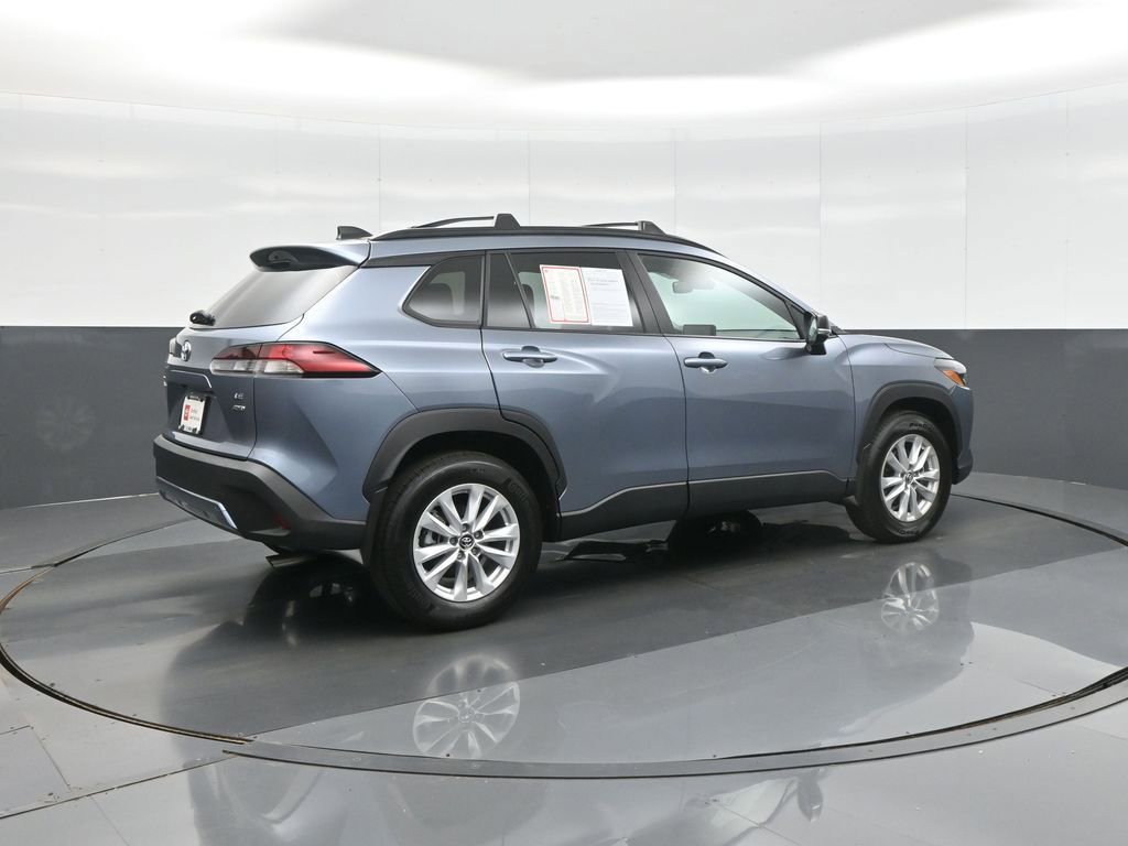 Certified 2026 Toyota Corolla Cross LE w/ Moonroof Package AWD/4WD image 9