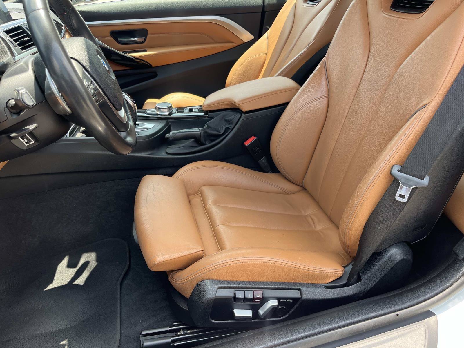 Used 2019 BMW 440i Convertible w/ Convenience Package RWD image 16