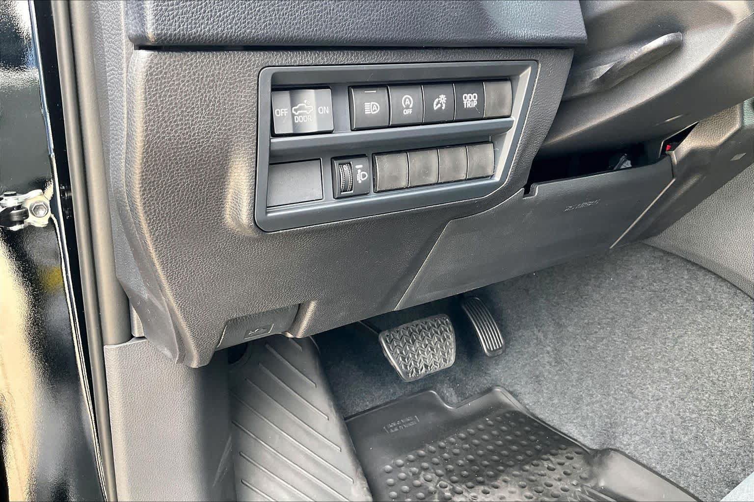 New 2026 Toyota Tundra SR5 AWD/4WD image 19