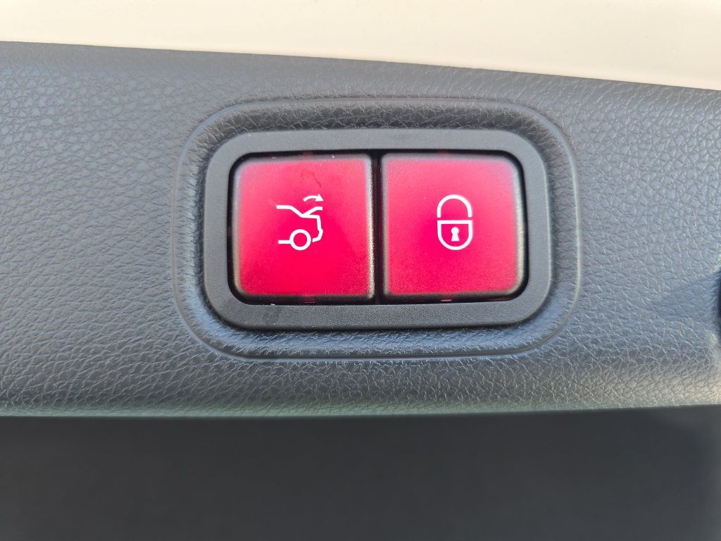 Certified 2022 Mercedes-Benz E 450 4MATIC Sedan image 14