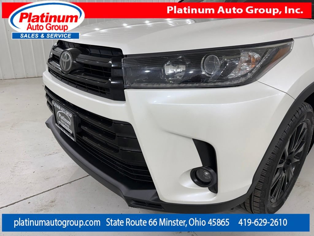 Used 2019 Toyota Highlander SE AWD/4WD image 16