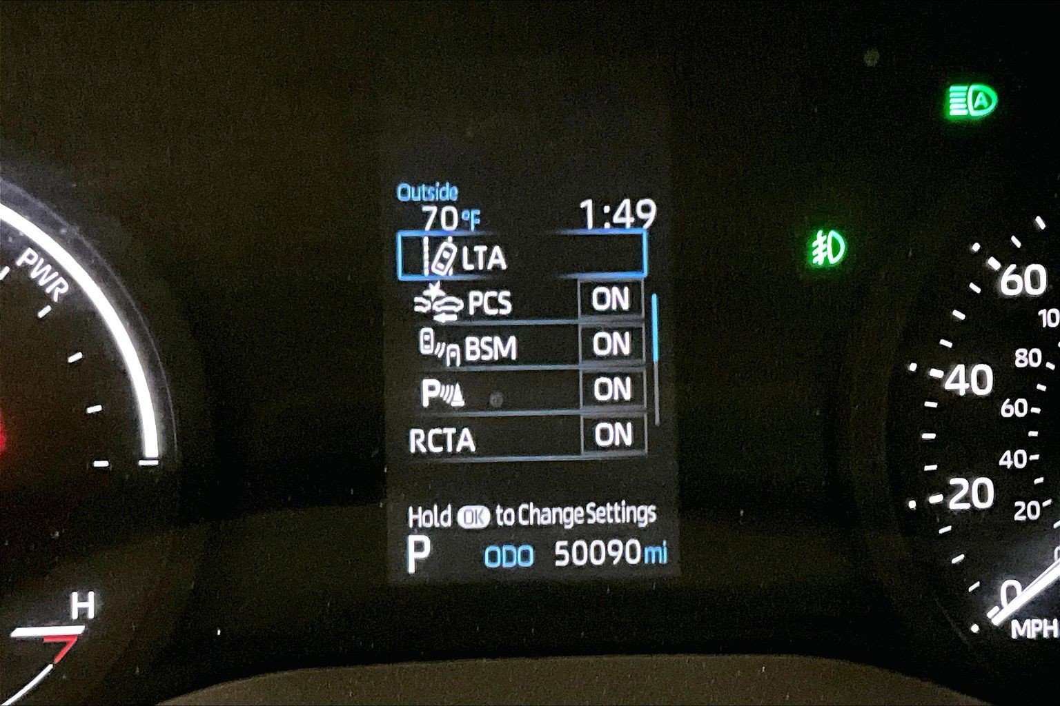 Used 2023 Toyota Sienna XLE FWD image 38