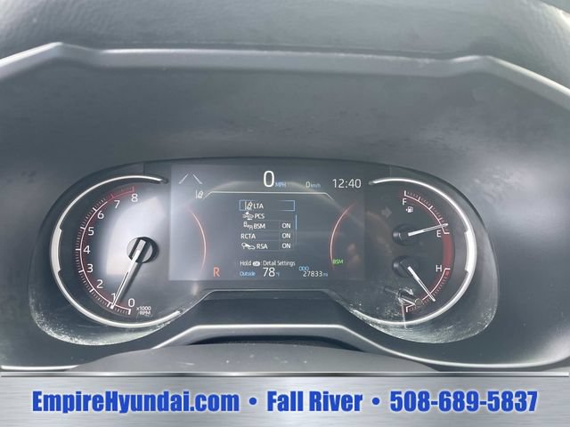 Used 2025 Toyota RAV4 XLE AWD/4WD image 32