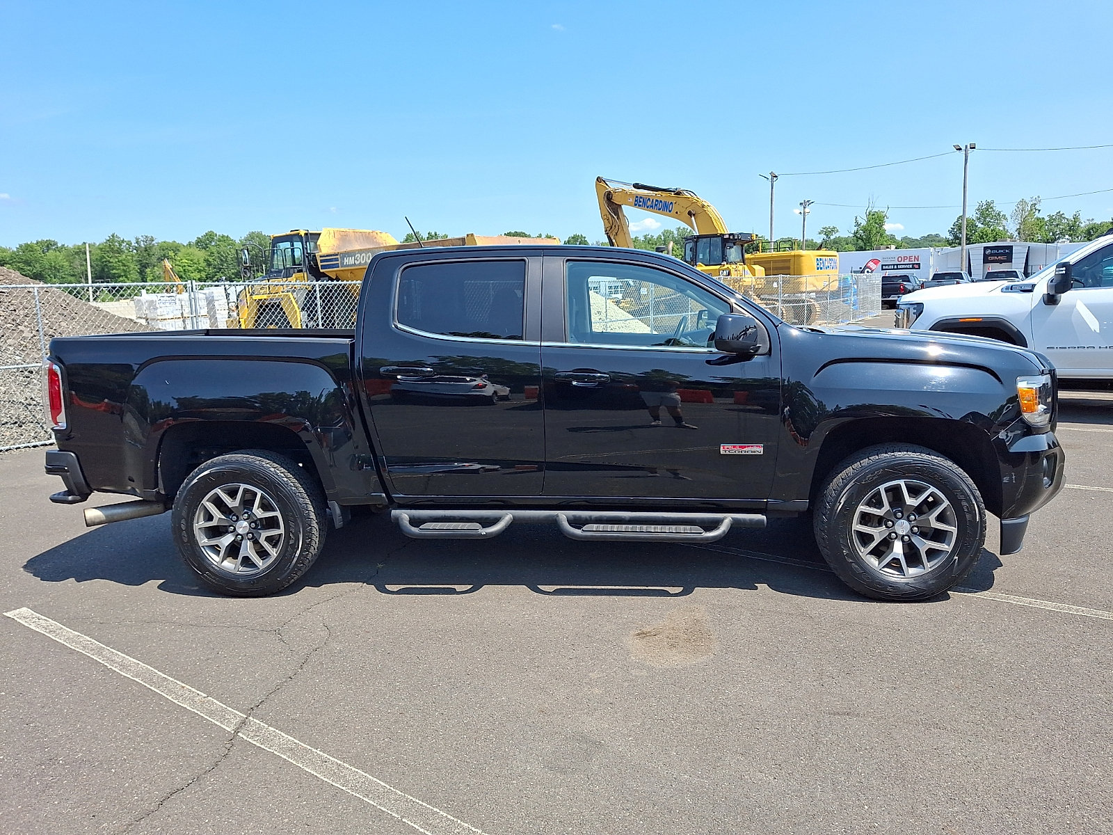 Certified 2016 GMC Canyon SLE w/ All Terrain Adventure Package AWD/4WD image 7