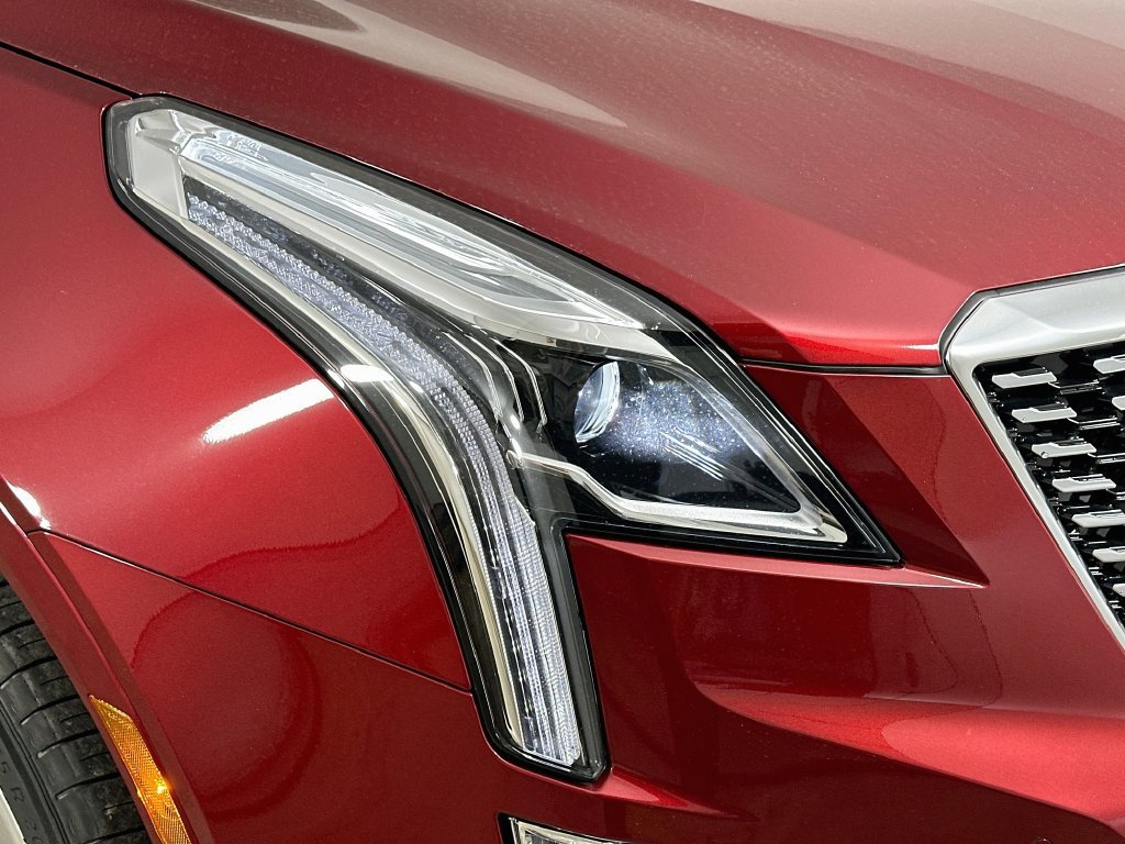 New 2026 Cadillac XT5 Premium Luxury w/ LPO, Floor Liner Package AWD/4WD image 41