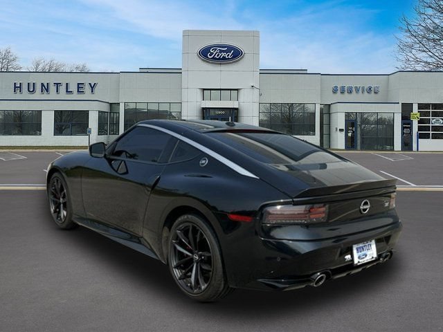 Used 2024 Nissan Z Performance w/ Floor Mat Package RWD image 6