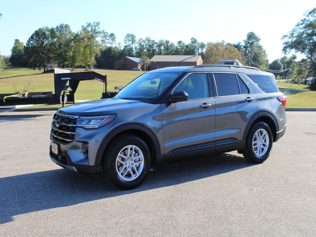 New 2026 Ford Explorer Active w/ Active Comfort Package