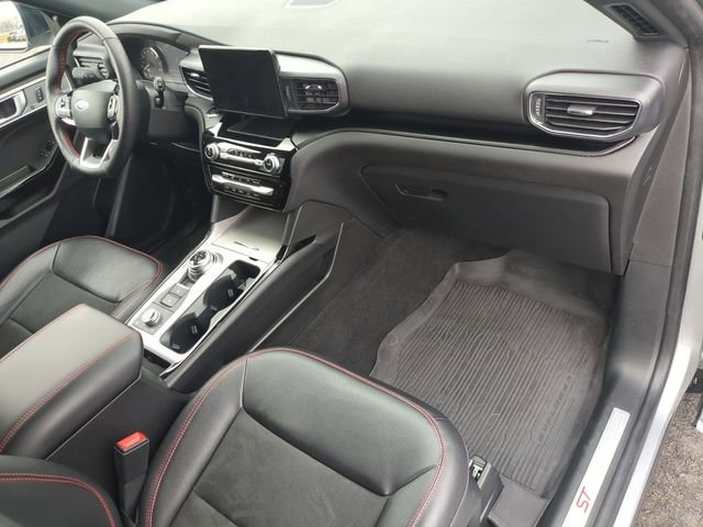 Used 2023 Ford Explorer ST-Line image 22