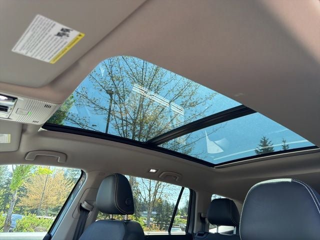 Certified 2024 Volkswagen Atlas SE w/ Panoramic Sunroof Package AWD/4WD image 22