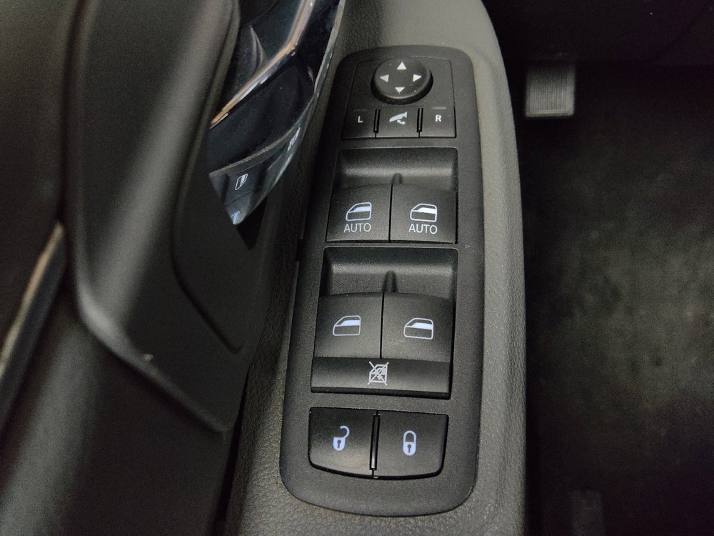 Used 2016 RAM 1500 Big Horn image 27