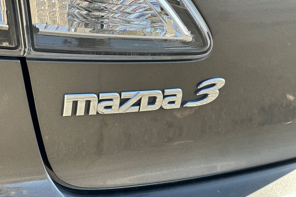 Used 2012 MAZDA MAZDA3 i Touring image 24