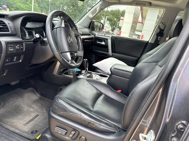 Used 2015 Toyota 4Runner Limited RWD image 29