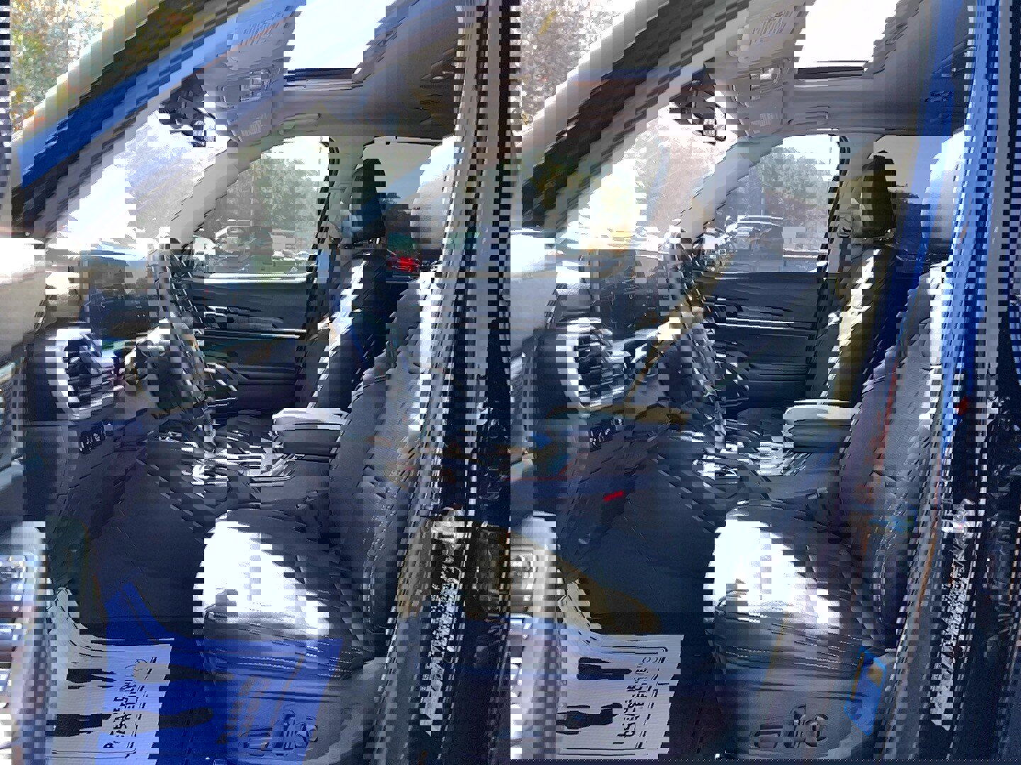 Used 2023 Kia Telluride EX w/ EX Captain's Chair Package image 10