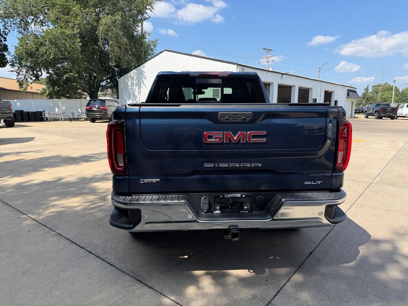 Used 2021 GMC Sierra 1500 SLT w/ SLT Premium Plus Package AWD/4WD image 31