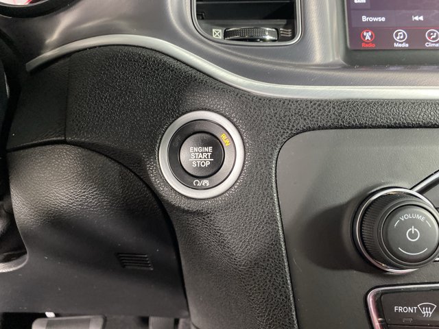 Used 2020 Dodge Charger SXT RWD image 26