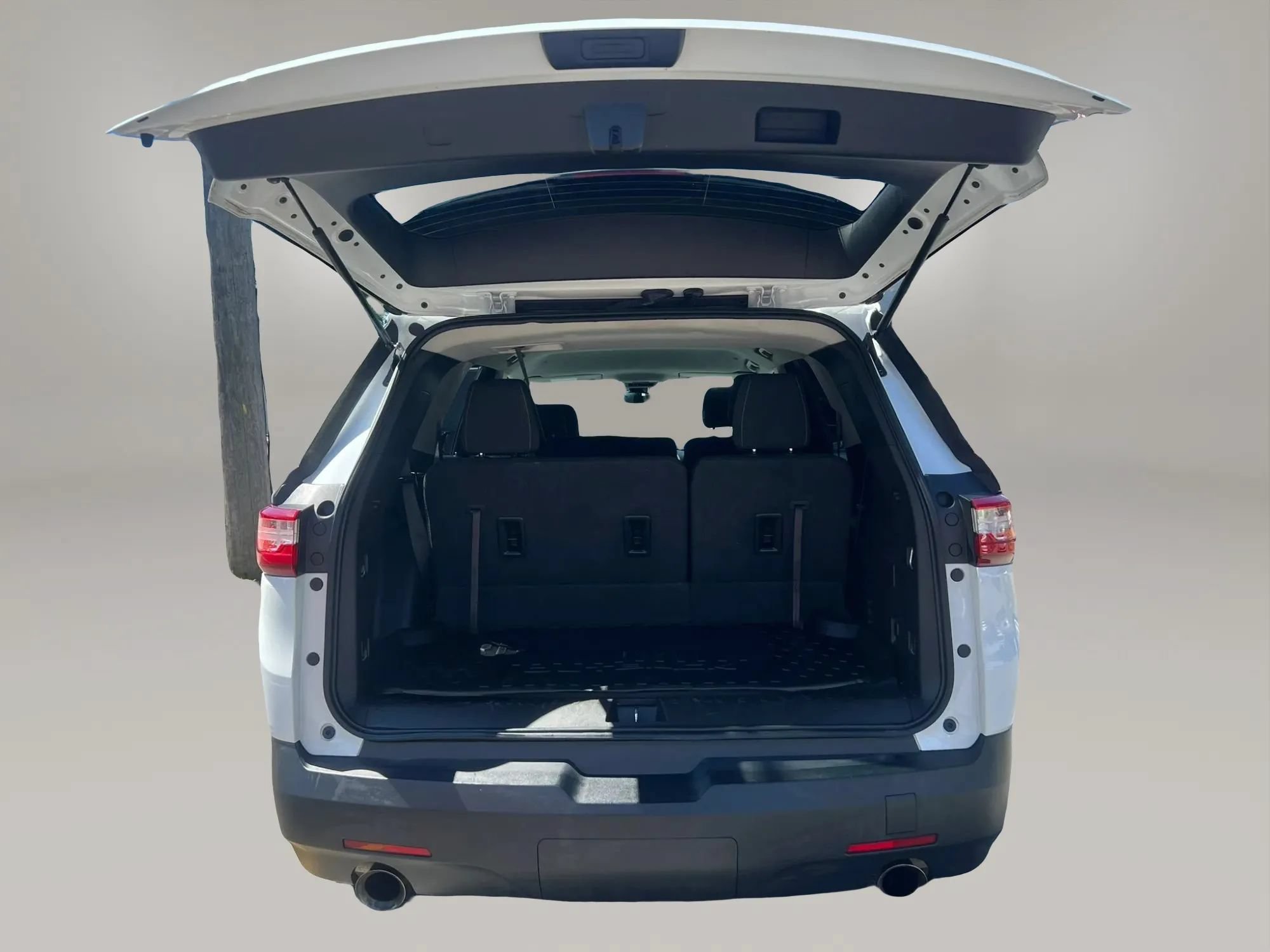 Used 2019 Chevrolet Traverse LS FWD image 8
