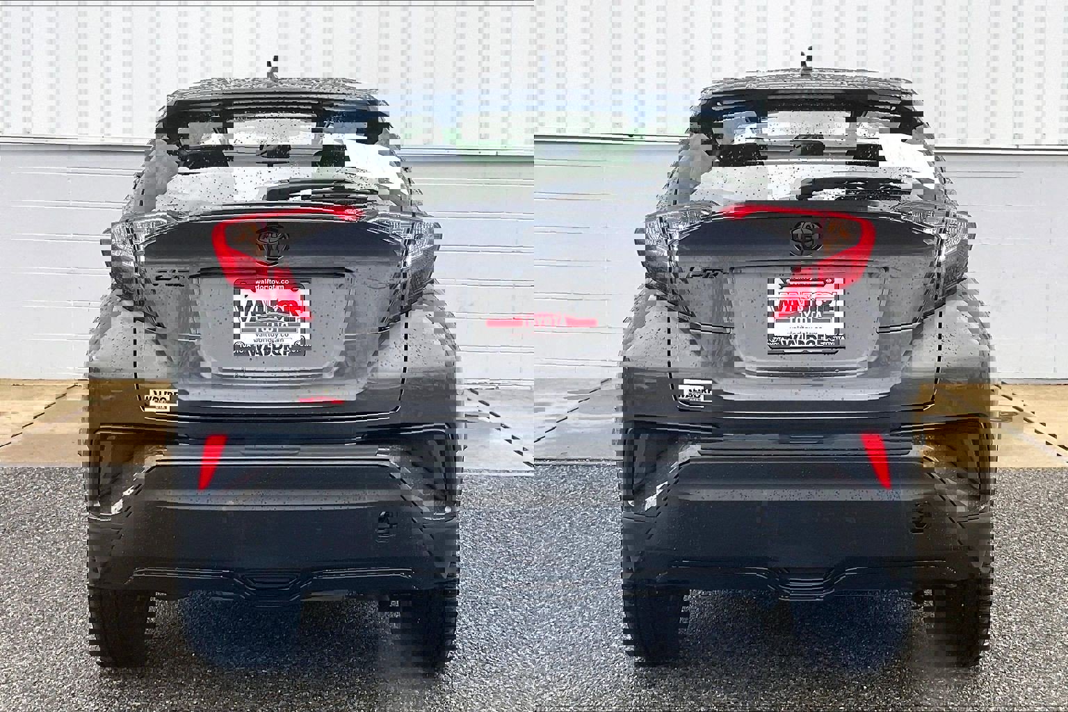 Used 2022 Toyota C-HR Nightshade image 5