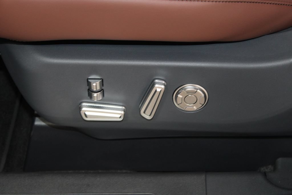 New 2026 Lincoln Nautilus Reserve AWD/4WD image 20