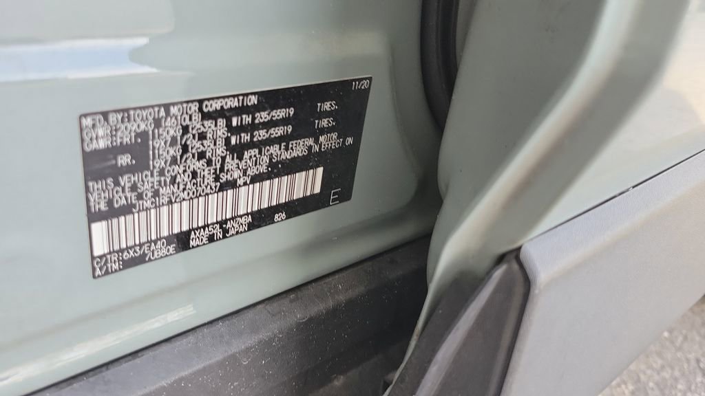 Used 2021 Toyota RAV4 XLE Premium image 29