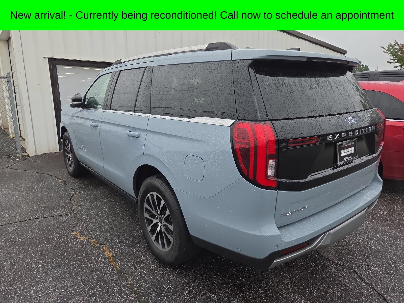 Used 2025 Ford Expedition Platinum AWD/4WD image 5