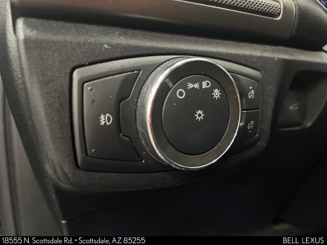Used 2020 Ford Fusion SE w/ Equipment Group 151A FWD image 18
