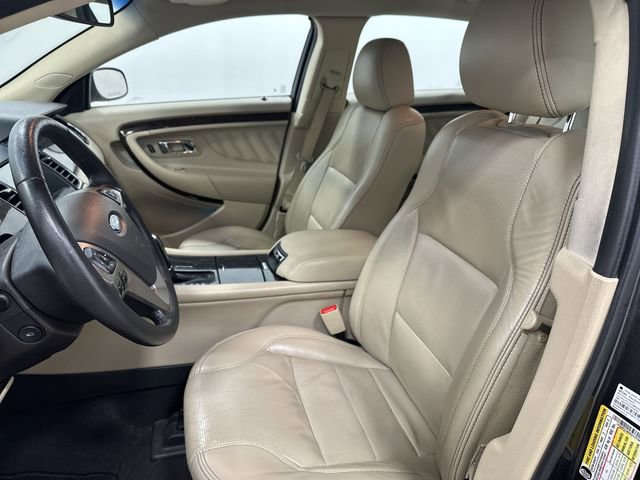 Used 2019 Ford Taurus Limited image 14