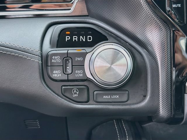 Used 2025 RAM 1500 Limited AWD/4WD image 18