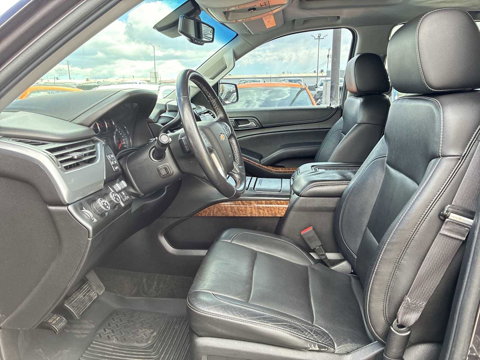 Used 2015 Chevrolet Suburban LTZ AWD/4WD image 13