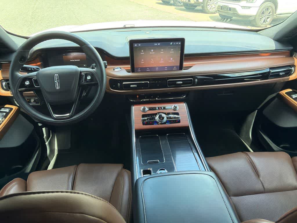 Used 2024 Lincoln Aviator Reserve w/ Equipment Group 201A AWD/4WD image 20
