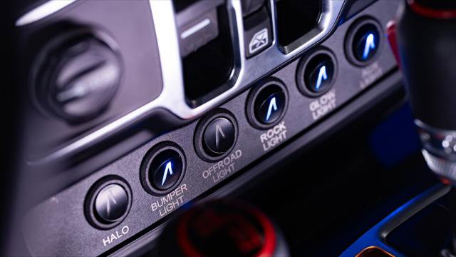 Used 2025 Jeep Gladiator Sport AWD/4WD image 48